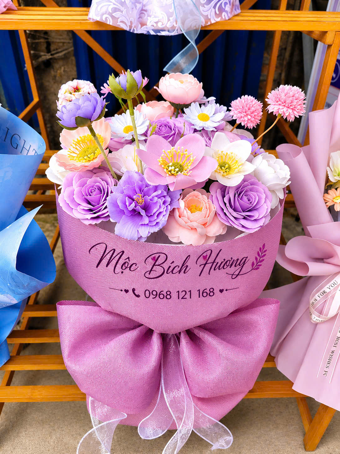Bó hoa lụa tím pastel cao cấp phong cách Hàn Quốc Mộc Bích Hương